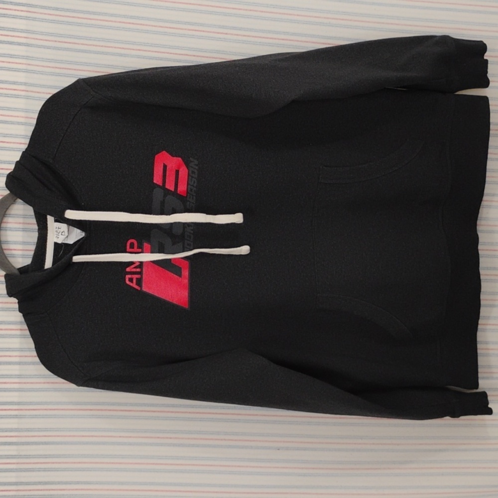 Dist Rict Black Hooded Sweatshirt L